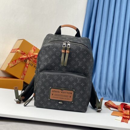 Louis Vuitton trio backpack（38×44×21cm）